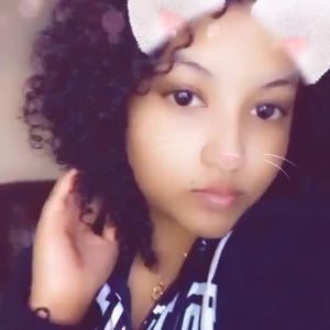 Meet your Posher, Sylvia